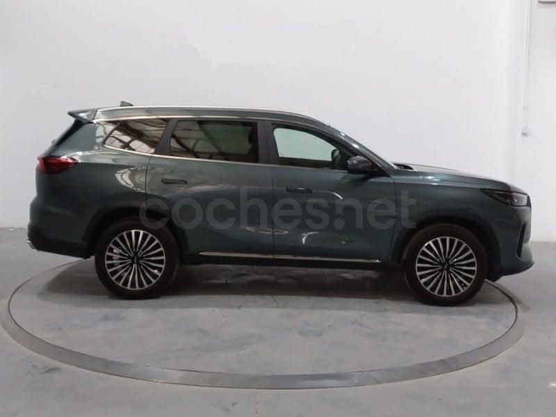 Usado Ebro s800 147 CV (108 kW) 2025 Gris / plata SUV