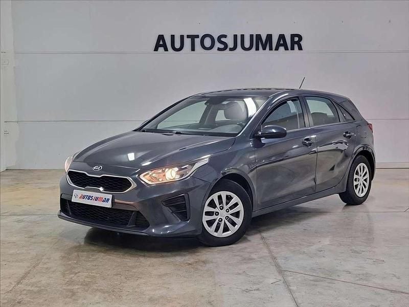 Usado Kia Ceed 120 CV (88 kW) 2018 Gris Utilitario