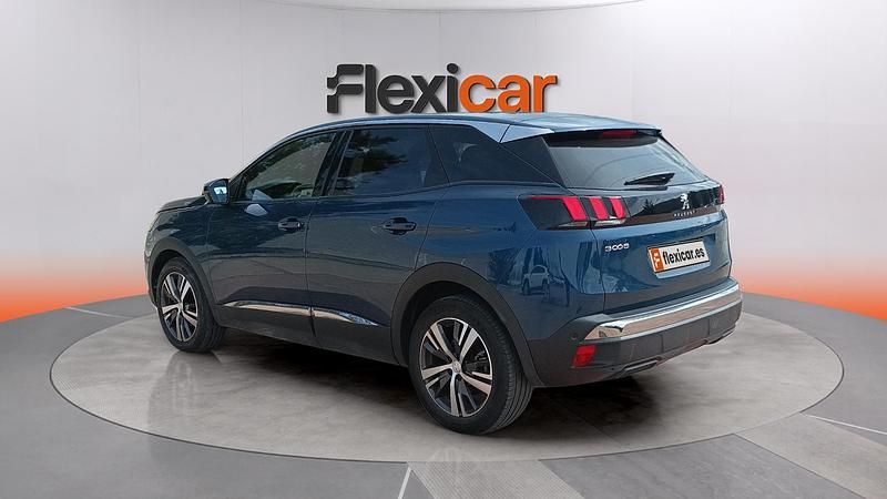 Usado Peugeot 3008 Allure 131 CV (96 kW) 2023 Azul SUV