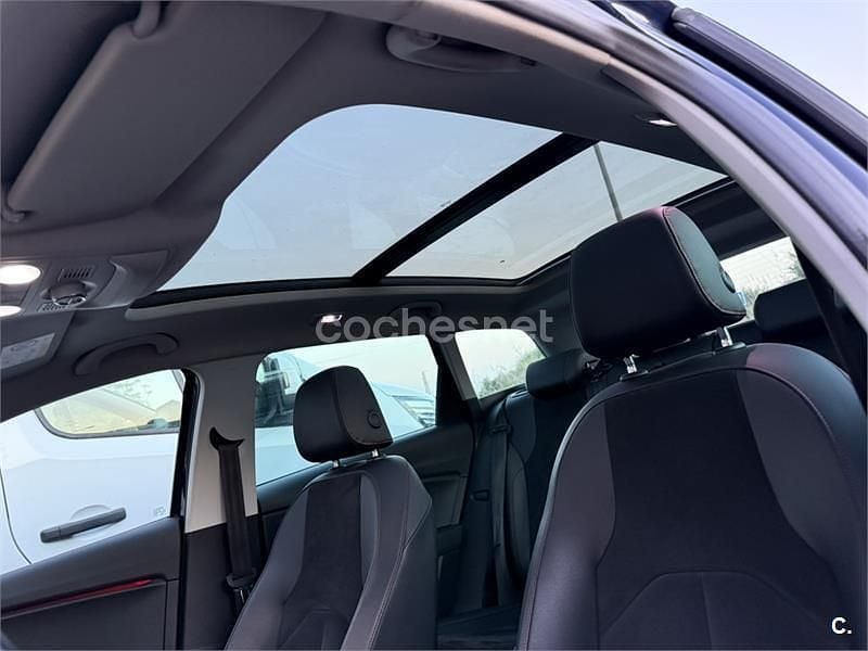 Usado Seat Leon ST FR 150 CV (110 kW) 2016 Azul Familiar