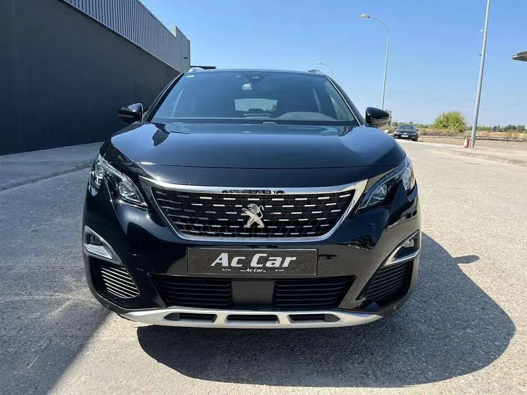 Usado Peugeot 3008 GT-line 179 CV (131 kW) 2020 Negro SUV