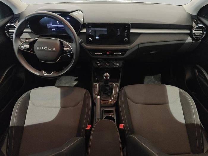 Usado Skoda Fabia Selection 115 CV (84 kW) 2025 Blanco Utilitario