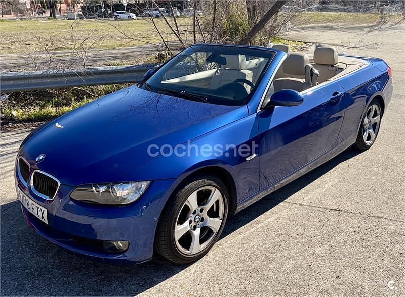 Usado BMW 320 Cabriolet 170 HP (125 kW) 2007 Azul Cabrios