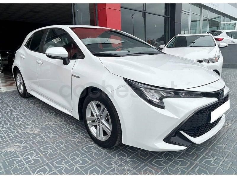 Usado Toyota Corolla Business Edition 122 CV (89 kW) 2021 Blanco Berlina