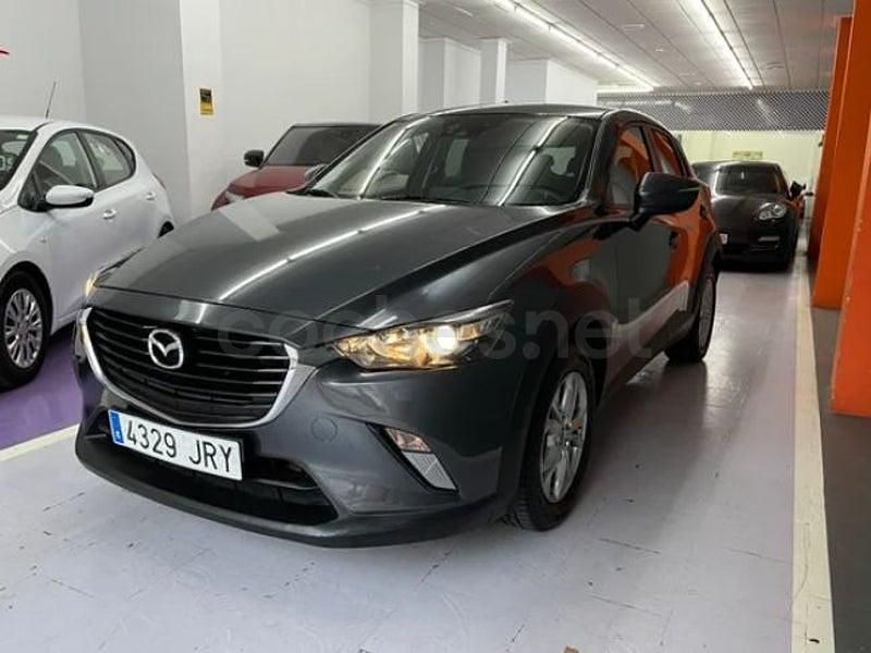 Usado Mazda CX-3 Luxury 120 CV (88 kW) 2016 Gris / plata SUV