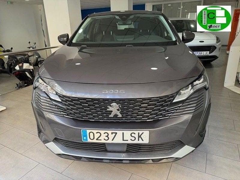 Usado Peugeot 3008 Active 130 CV (95 kW) 2021 Gris / plata SUV