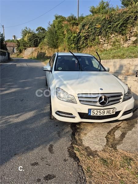 Usado Mercedes C200 Elegance 136 CV (100 kW) 2012 Blanco Berlina