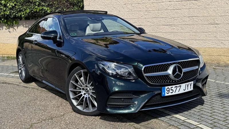 Usado Mercedes E400 333 CV (244 kW) 2017 Verde Coupe