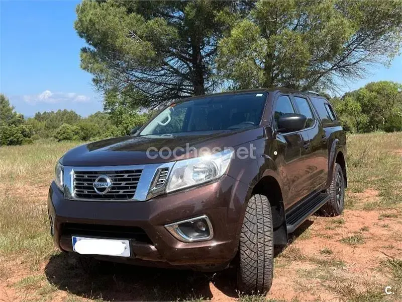 Usado Nissan Navara N-Guard 190 CV (139 kW) 2021 Marrón Pickup/Camioneta