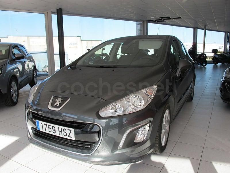 Usado Peugeot 308 Allure 156 CV (114 kW) 2013 Negro Berlina