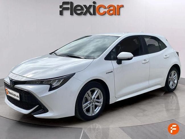 Usado Toyota Corolla Active 122 CV (89 kW) 2020 Blanco Berlina