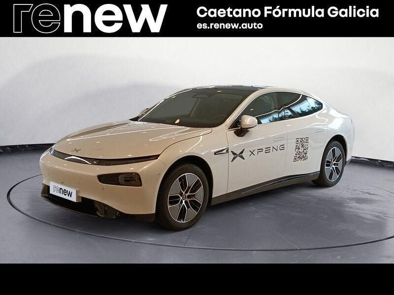 Usado XPENG P7 202 kW (276 CV) 2025 Blanco Berlina