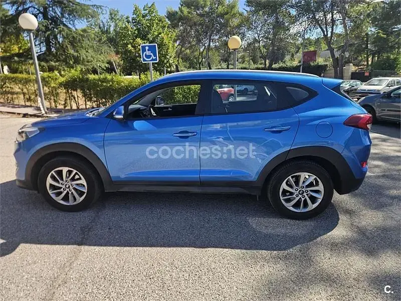 Usado Hyundai Tucson 115 CV (84 kW) 2016 Azul SUV