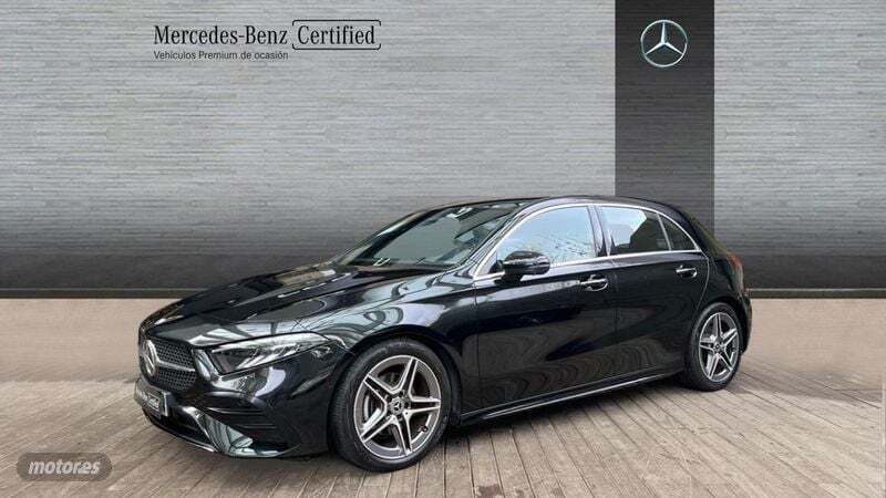 Negro Usado 2023 Mercedes A200 Berlina | 32.900 € (Precio justo) - Imagen 1/4