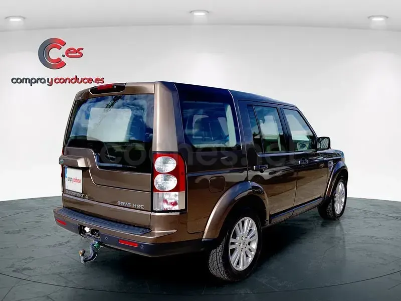 Usado Land Rover Discovery 4 HSE 245 CV (180 kW) 2011 Marrón SUV