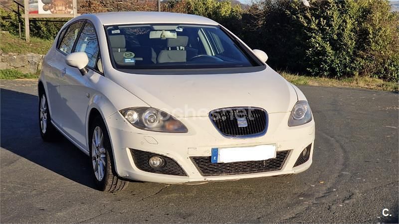 Usado Seat Leon Reference 105 CV (77 kW) 2009 Blanco Utilitario