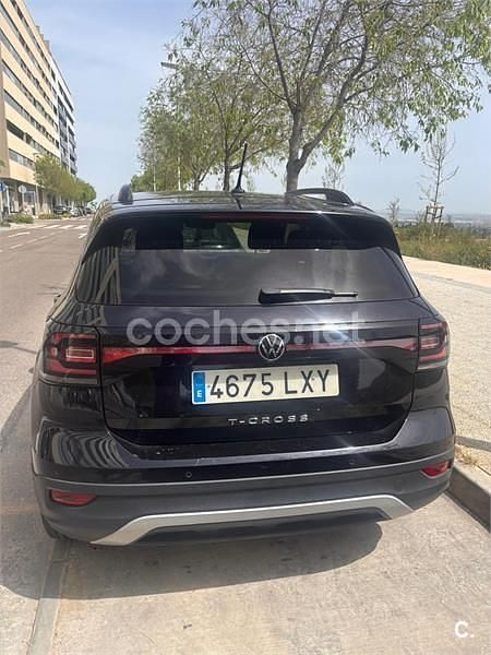 Usado VW T-Cross Advance 95 CV (69 kW) 2022 Negro SUV
