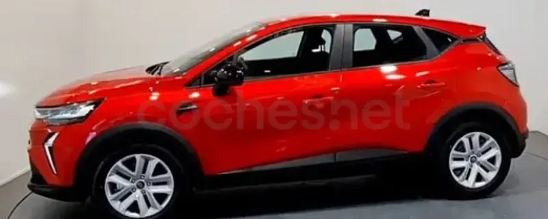 Usado Renault Captur Evolution 100 CV (73 kW) 2025 Rojo SUV