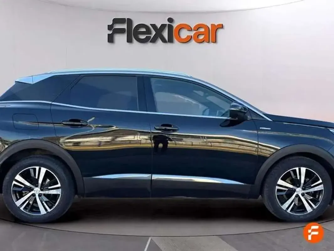 Usado Peugeot 3008 GT-line 131 CV (96 kW) 2018 Negro SUV