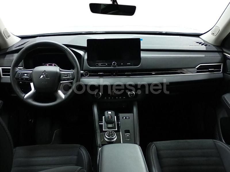 Nuevo Mitsubishi Outlander P-HEV 306 CV (225 kW) 2025 Blanco SUV