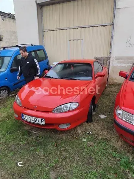 Usado Hyundai Coupé 137 CV (100 kW) 1997 Rojo Coupe