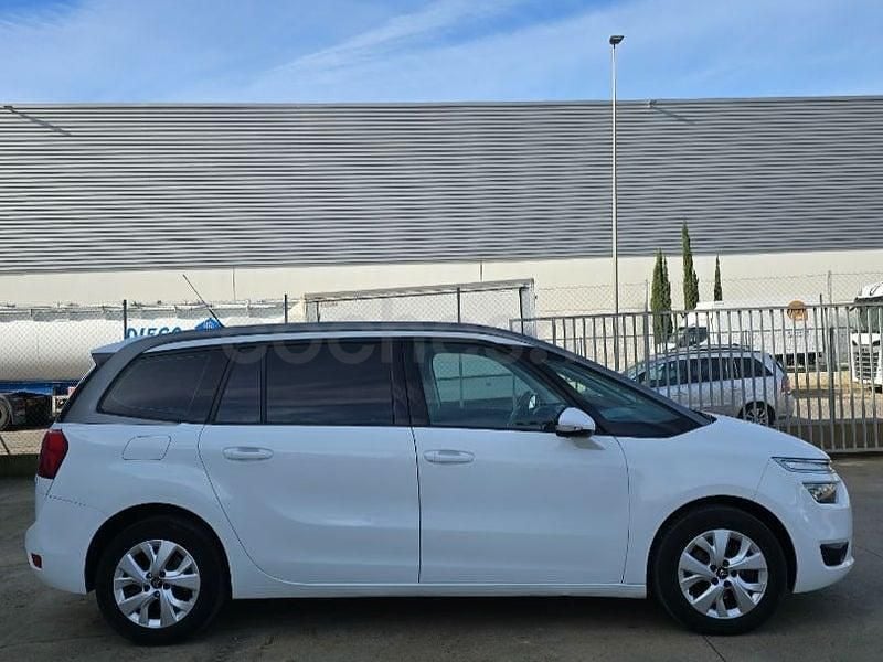 Usado Citroën Grand C4 Picasso Feel 130 CV (95 kW) 2016 Blanco Monovolumen