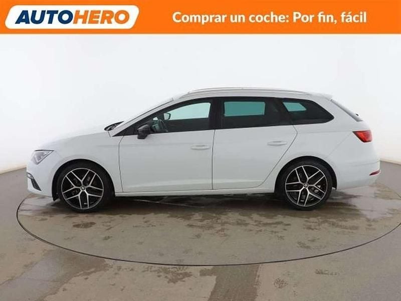 Usado Seat Leon FR 150 CV (110 kW) 2018 Blanco Familiar