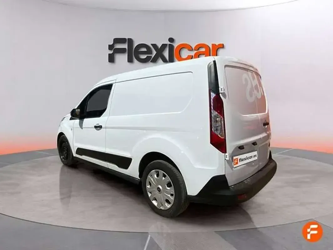 Usado Ford Transit 101 CV (74 kW) 2022 Blanco Van