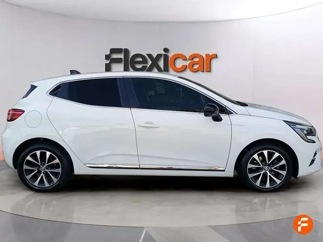 Usado Renault Clio Techno 140 CV (102 kW) 2023 Blanco Utilitario