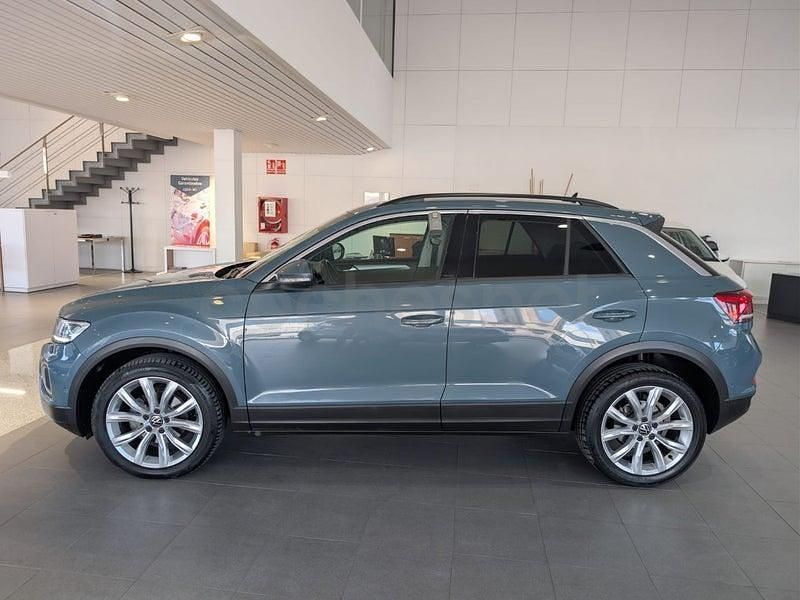 Usado VW T-Roc Life 115 CV (84 kW) 2023 Azul SUV