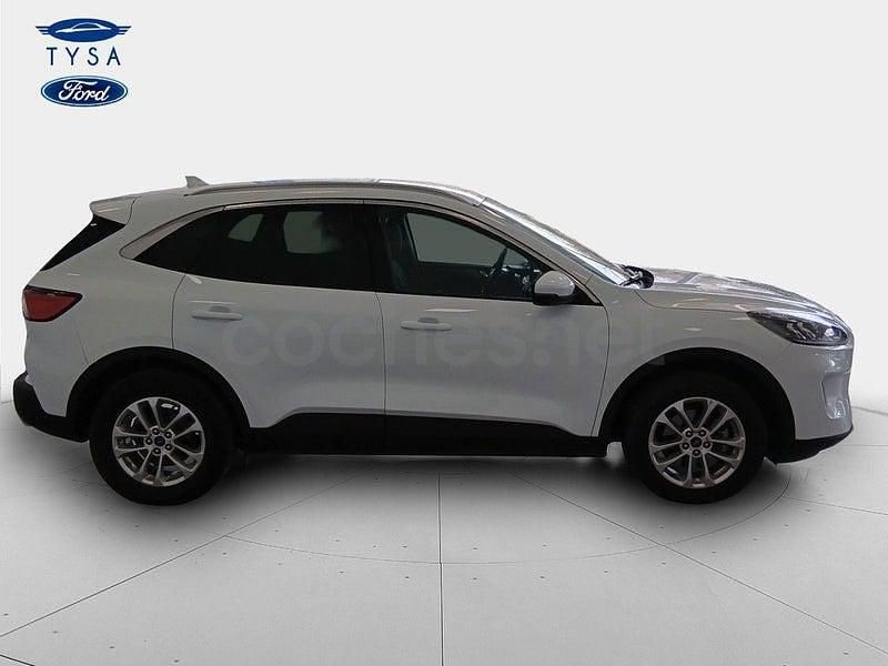 Usado Ford Kuga Titanium 190 CV (139 kW) 2022 Blanco SUV