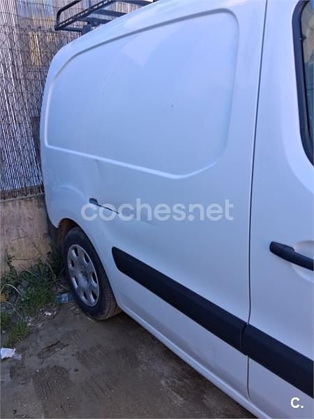 Usado Peugeot Partner Tepee Access 75 CV (55 kW) 2015 Blanco Monovolumen