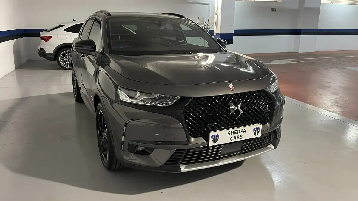 Usado DS Automobiles DS7 Crossback Performance 225 CV (165 kW) 2022 Gris SUV