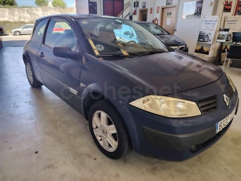 Begagnad Renault Mégane II Expression 115 HK (84 kW) 2003 Blå Sedan