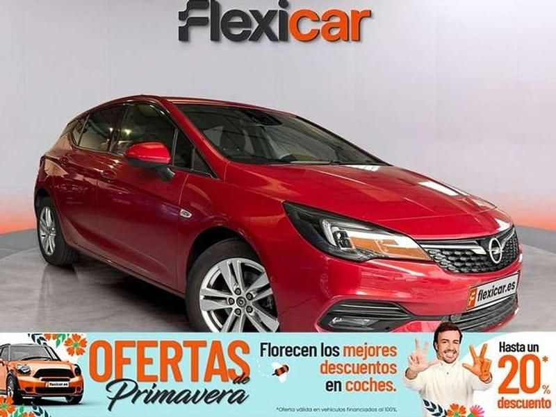 Usado Opel Astra Elegance 122 CV (89 kW) 2020 Rojo Berlina