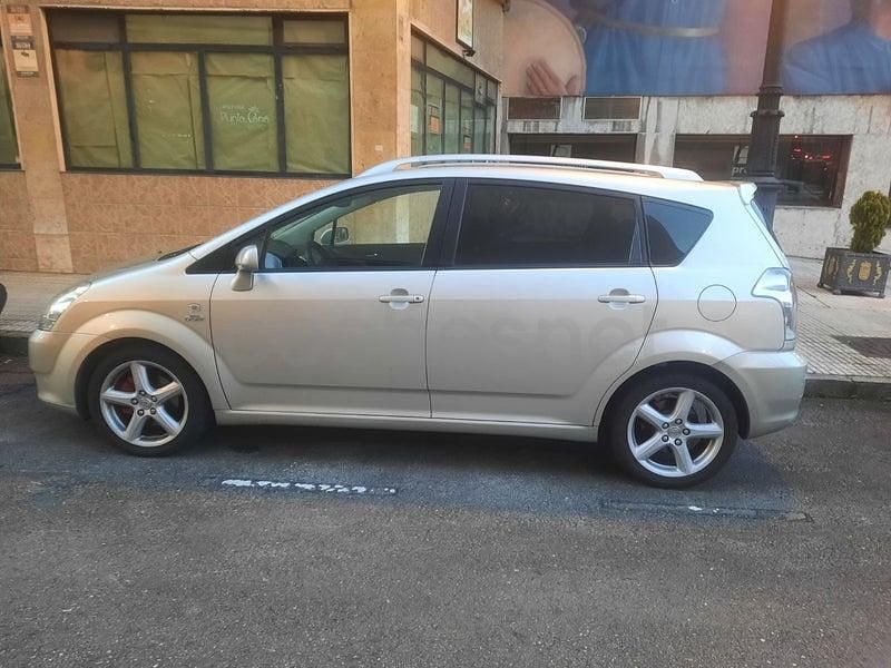 Usado Toyota Corolla Verso Sport 177 CV (130 kW) 2006 Gris / plata Monovolumen