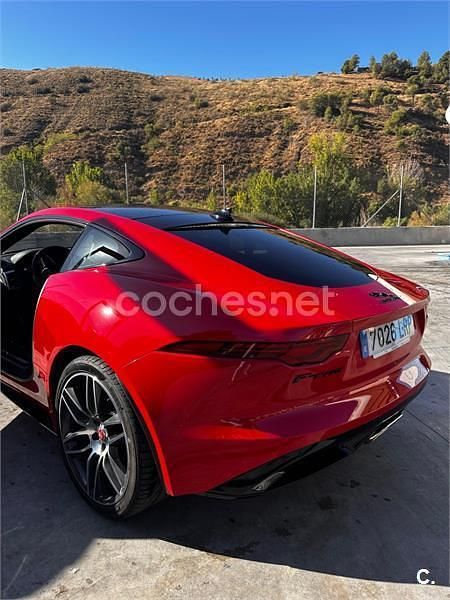 Rojo Usado 2021 Jaguar F-Type R-Dynamic Coupe | 71.900 € - Imagen 1/4
