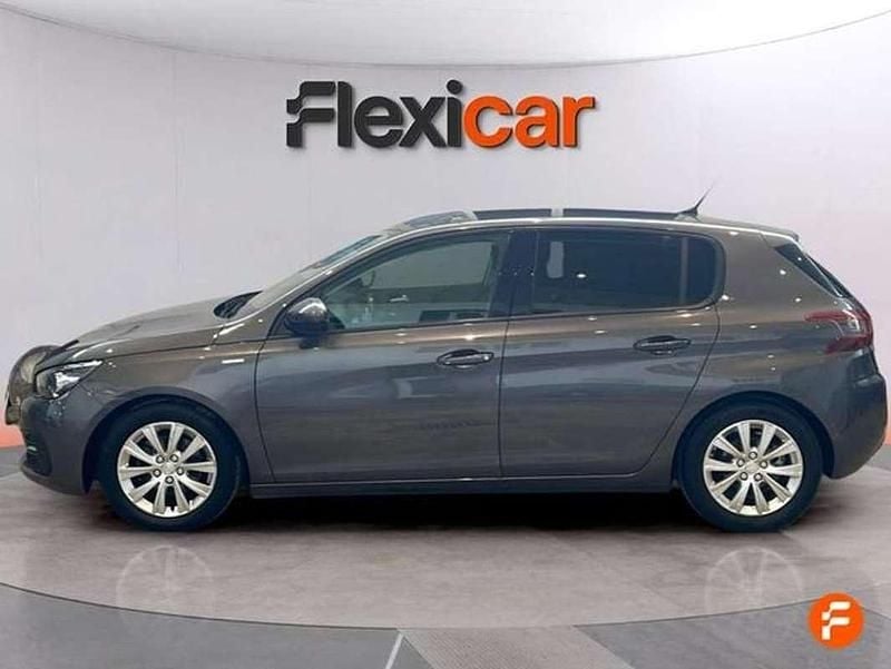 Usado Peugeot 308 SW Allure 131 CV (96 kW) 2020 Gris Familiar