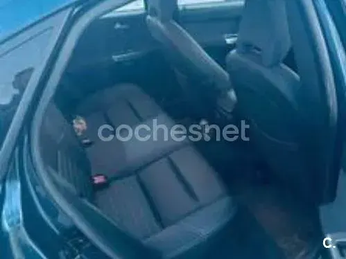 Usado Volvo S40 Momentum 136 CV (100 kW) 2006 Azul Berlina