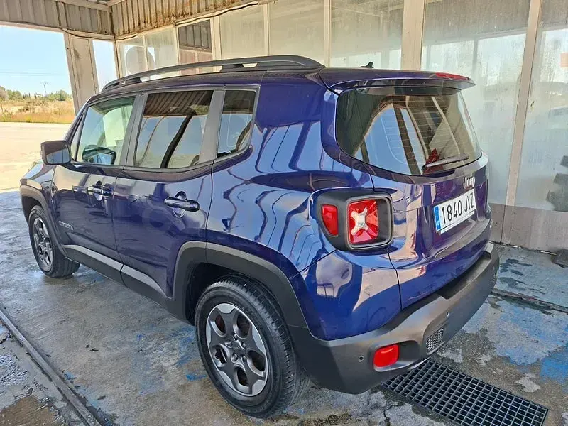 Usado Jeep Renegade Sport 120 CV (88 kW) 2017 Azul SUV