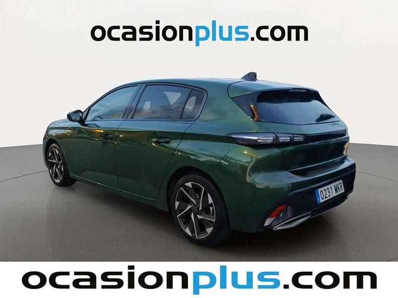Usado Peugeot 308 Allure 131 CV (96 kW) 2023 Verde Utilitario