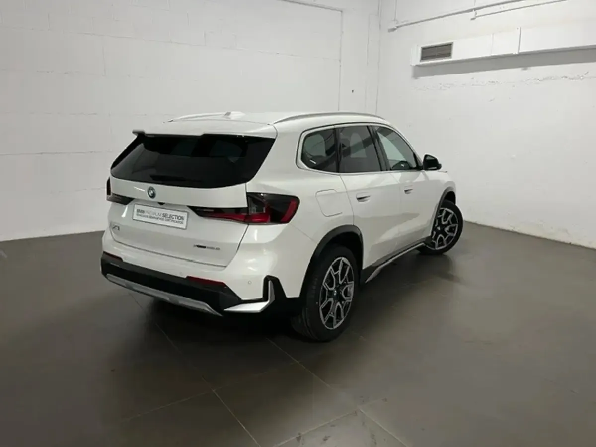 Usado BMW X1 Comfort Edition 245 CV (180 kW) 2026 Blanco SUV