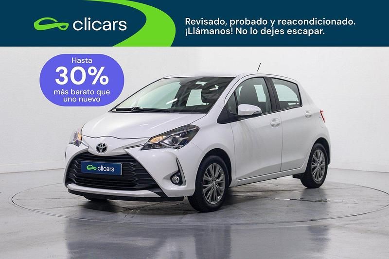 Usado Toyota Yaris Active 111 CV (81 kW) 2019 Blanco Berlina