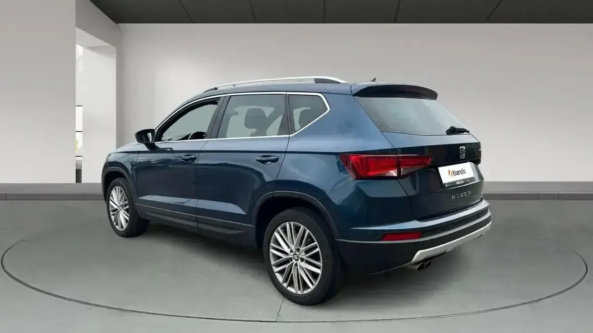 Usado Seat Ateca Style 150 CV (110 kW) 2017 Azul SUV