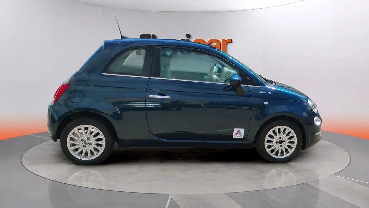 Usado Fiat 500 Dolcevita 71 CV (52 kW) 2021 Azul Berlina