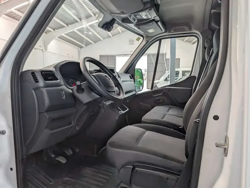 Usado Opel Movano 135 CV (99 kW) 2021 Blanco Van