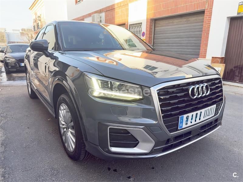 Usado Audi Q2 Sport 116 CV (85 kW) 2019 Gris / plata SUV