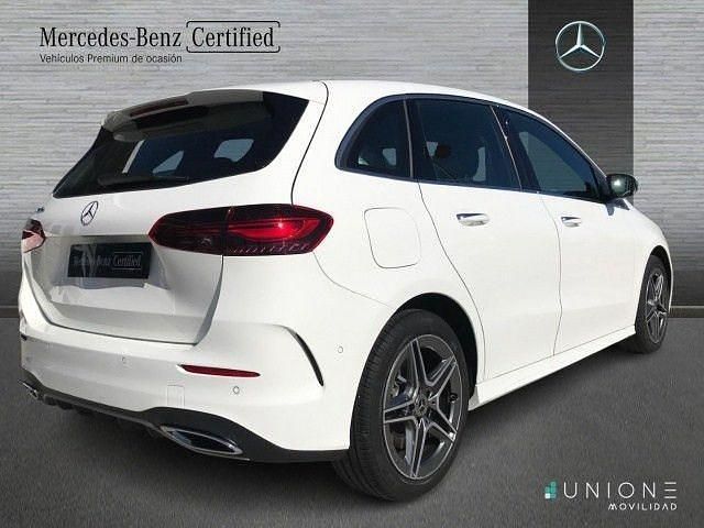 Usado Mercedes B250e 218 CV (160 kW) 2025 Blanco polar Utilitario