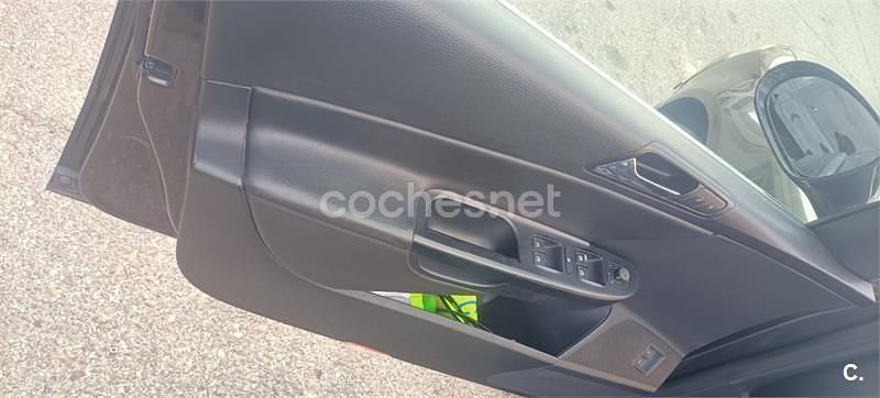 Usado VW Passat Trendline 140 CV (102 kW) 2007 Marrón Familiar