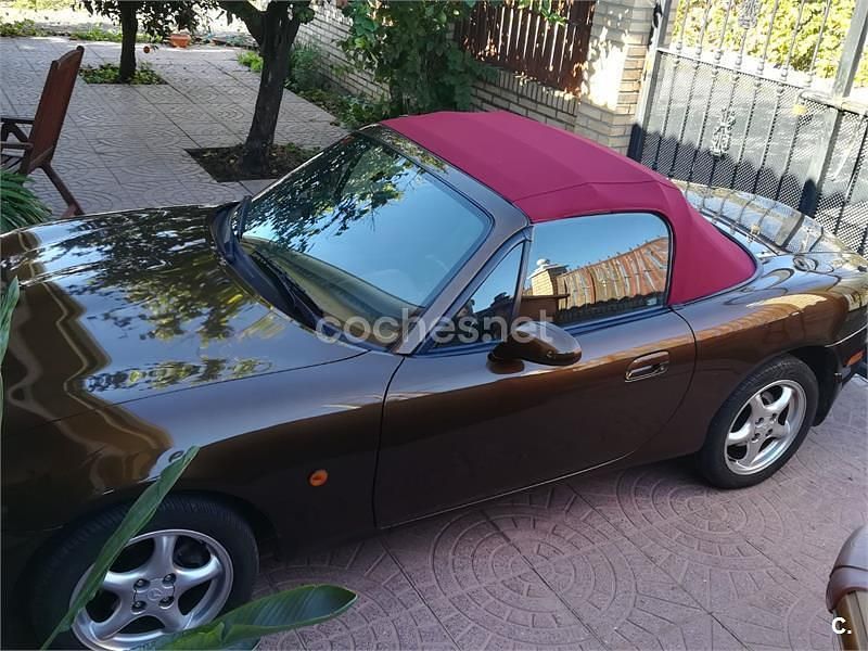 Marrón Usado 2003 Mazda MX5 Active Descapotable | 10.500 € (Un poco caro) - Imagen 1/4